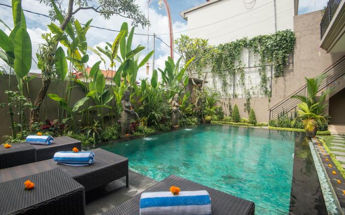 Spacious 4-bedrooms private pool villa in Ubud 