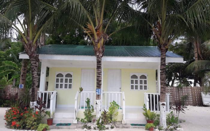 Ricks Mangrove Beach Resort 