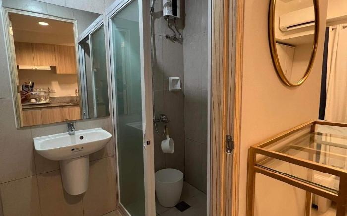 AFFORDABLE  STUDIO CONDO - INSPIRIA CONDO BAJADA