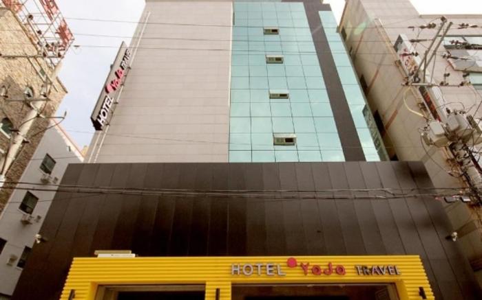 Hotel H2