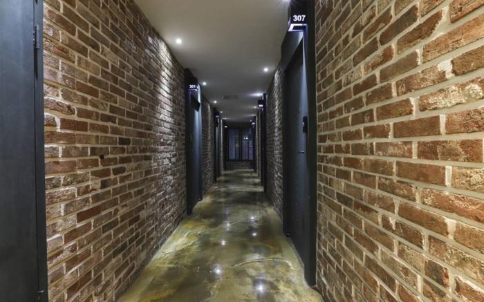 Hotel H2