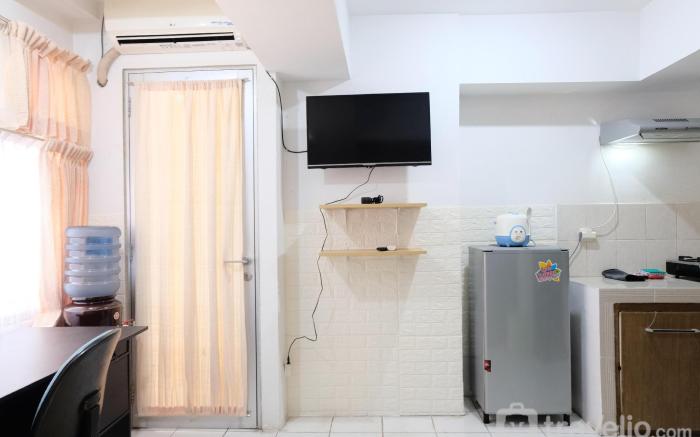 Studio at 2nd Floor Jarrdin Cihampelas By Travelio