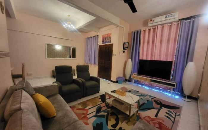Miyaki Homestay. Cyclist Friendly
