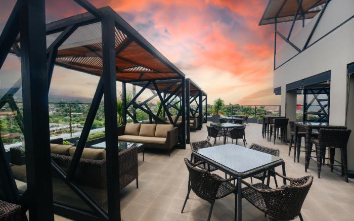 Rogers Hotel Manado