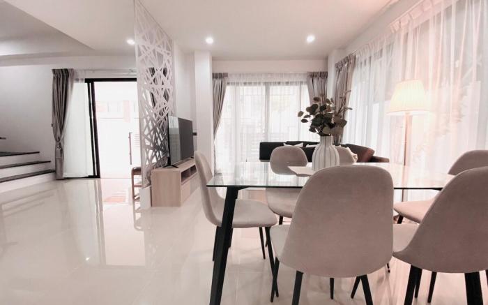 Mira House | 4BR 3BA | Naiyang Beach | HKT Airport