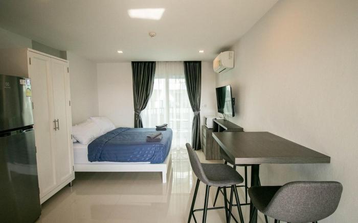Mantra Beach Condominium Studio- M144