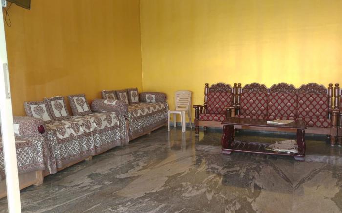 Staymaker Srinivasa Residency