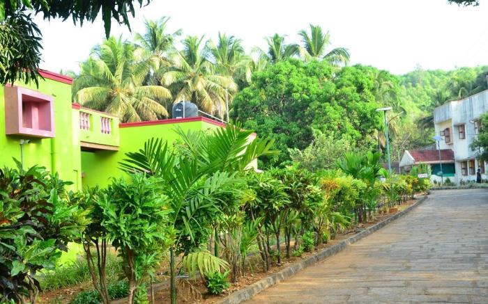 Staymaker Sunnys Serenity Resort