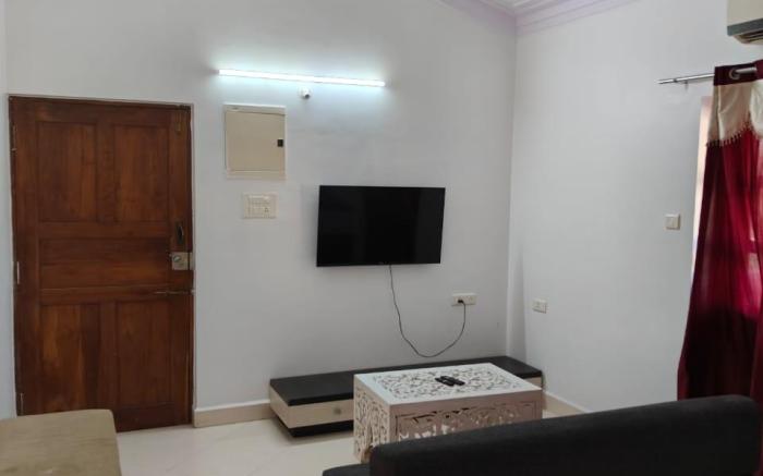RoomzAway 4705: Pool, Kitchen, Wi-Fi, Unrestricted