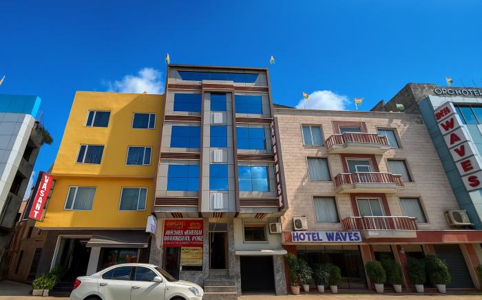 Hotel Paradise International by JMD Group