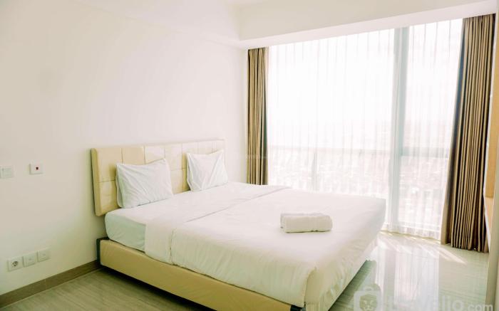 Elegant 2BR at Hillcrest House Apt By Travelio