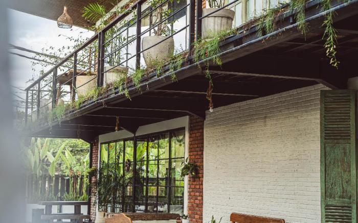 White Penny Hostel