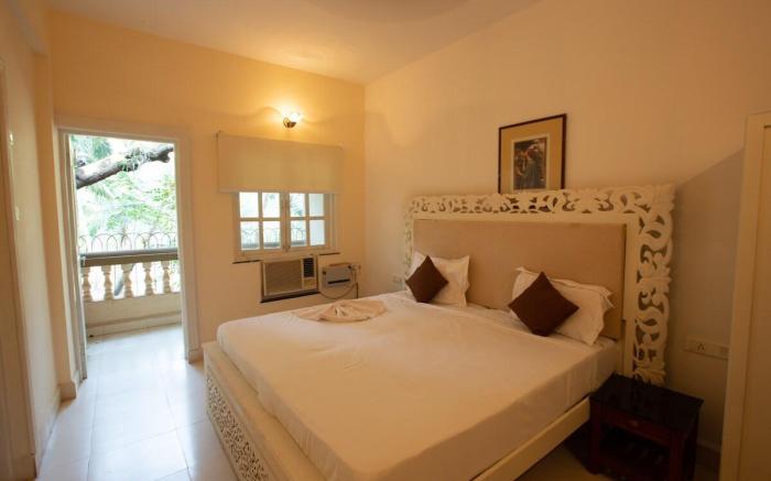RoomzAway 3606: Enjoy with Pool, Kitchen & WiFi !