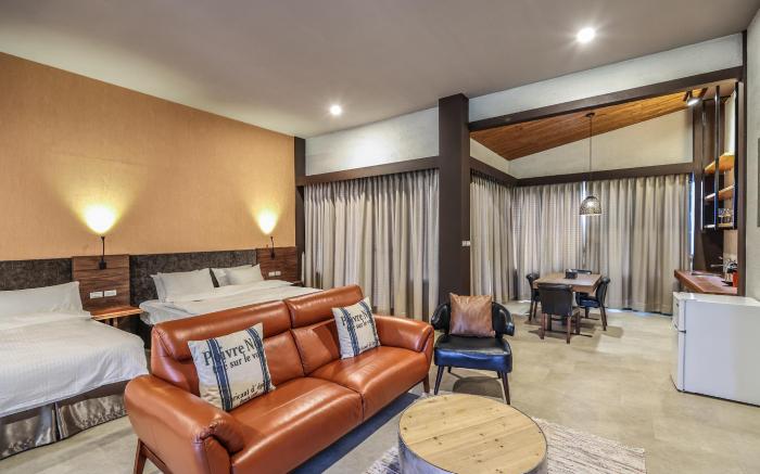 Muliu BNB Deluxe Quadruple Room