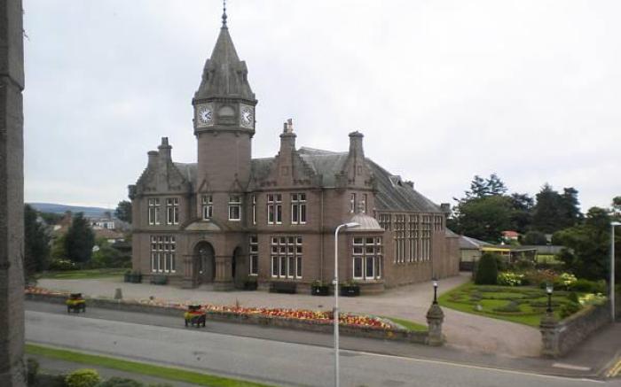 Glenesk Hotel