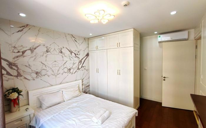 Linh homestay - D'Capitale 3BDR apt  3010 C1