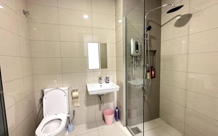 Paradigm Mall Unit For 4Pax - Netflix Wi-fi