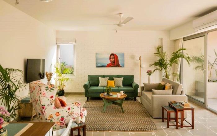 Hibiscus Oasis by Da Alohas