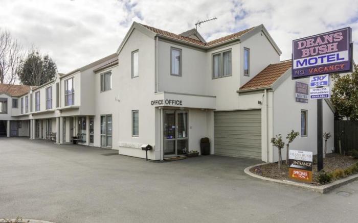 Deans Bush Motel on Riccarton