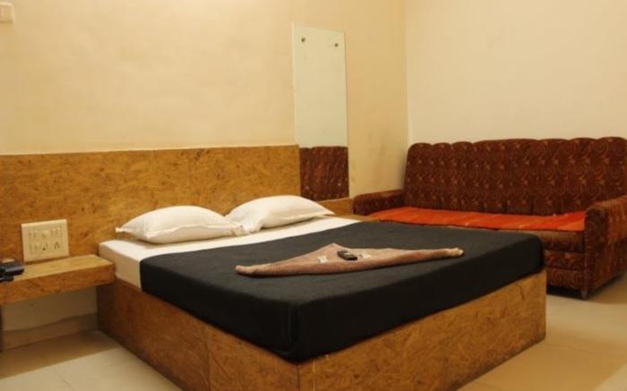 Hotel Yog Palace - Newly Renovated 2024