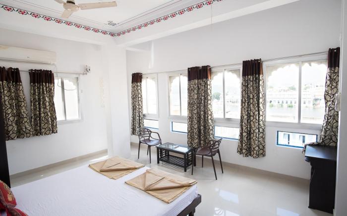 Devi Vilas Guest House