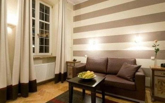 Patio Apartments - Old Town