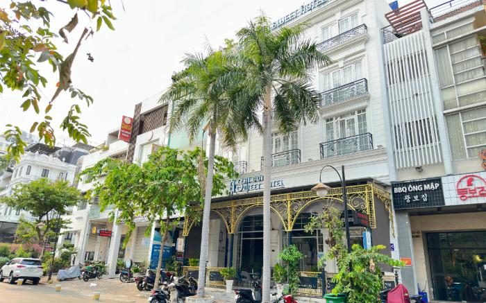 Capital O 1177 Saigon Sweet Hotel
