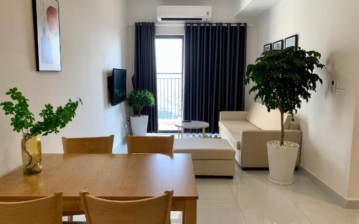 Modern Apartment in District 1 with River View
