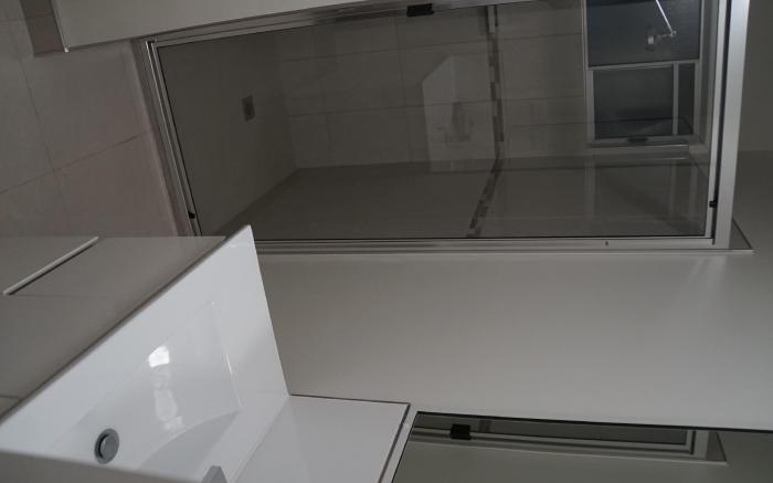 Airlie Seaview Apartments