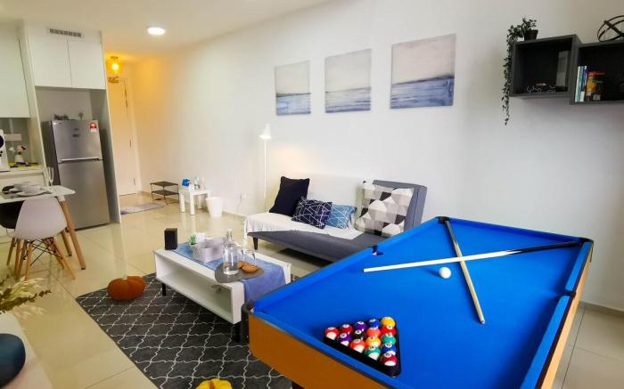 EkoCheras Loft 5 pax, 2Carpark #Snooker #Balcony