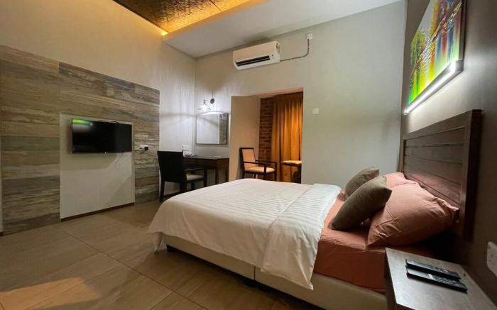 Deluxe Room 1
