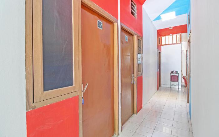 SPOT ON 92531 Pacar Guesthouse