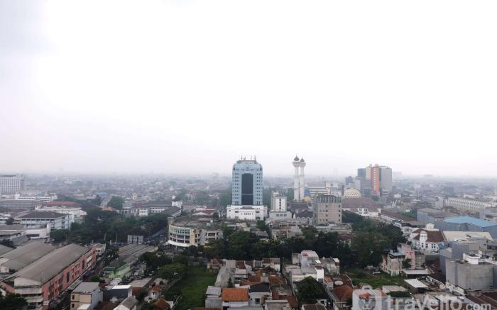 Homey & Spacious 3BR @ Braga City Walk By Travelio