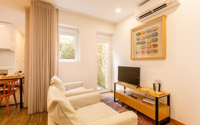 Cosy 0 in Oporto with 1 bathrooms