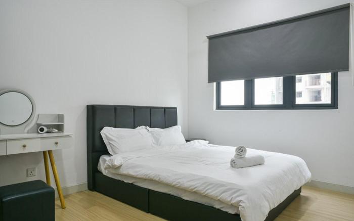 PlayStaytion Centura 3 Bedroom 2 Bathroom by RBNB