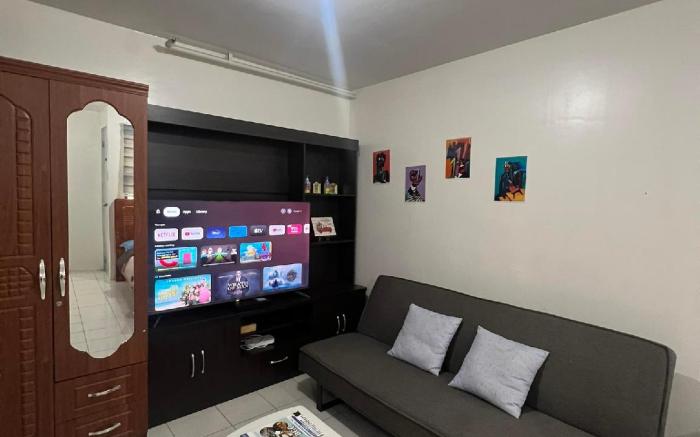 Cozy-Relaxing Condo near Enchanted Kingdom (Woody)
