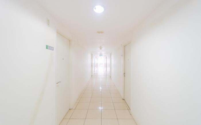 RedLiving Apartemen Bassura City - Ens Room