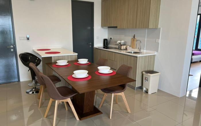Unique Tropicana Seaview 2 Bedroom Suite