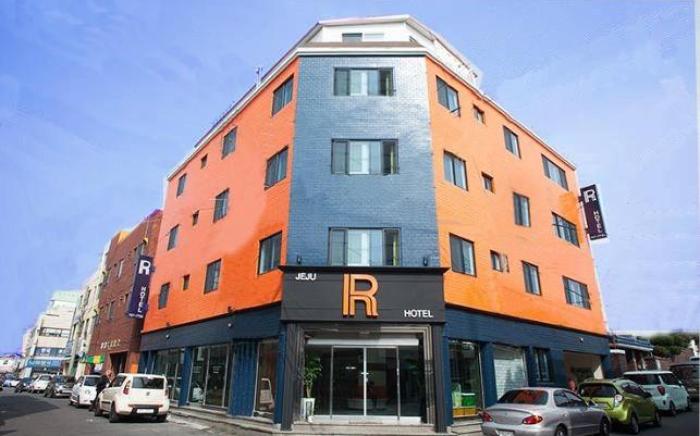 Jeju R Hotel and Guesthouse