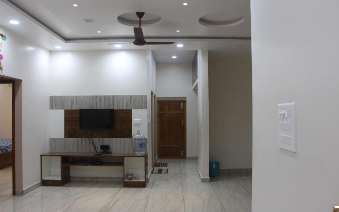 BANANA GUEST HOUSE