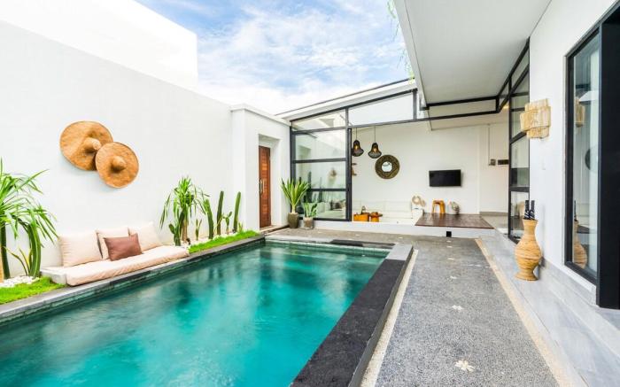Villa Rindu - A Modern Tropical Holiday House