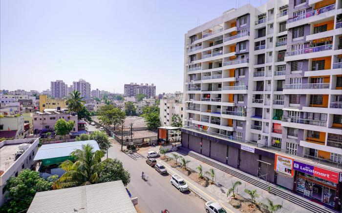 FabHotel Crystal Inn - Nr. Suvarndeep Chowk