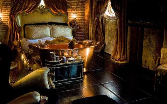 Crazy Bear Hotel Beaconsfield