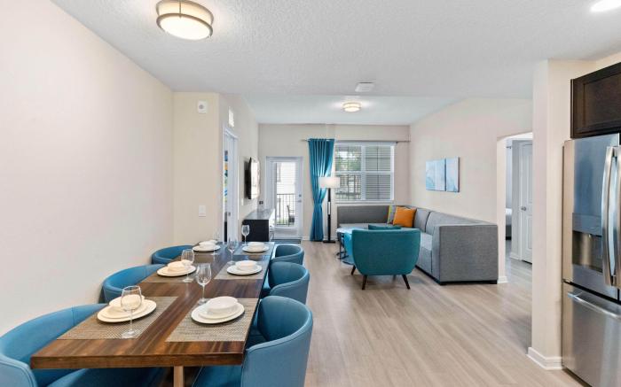 4012 Breakview Drive #210