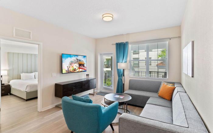 4012 Breakview Drive #210