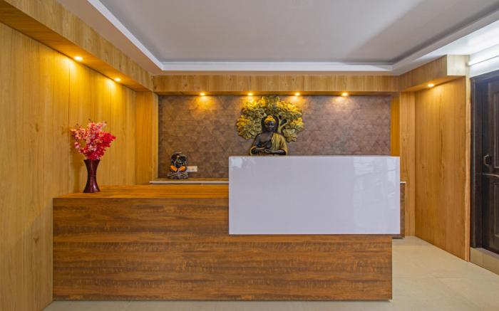 Itsy Hotels Peak View, 300 Mts From Mall Road