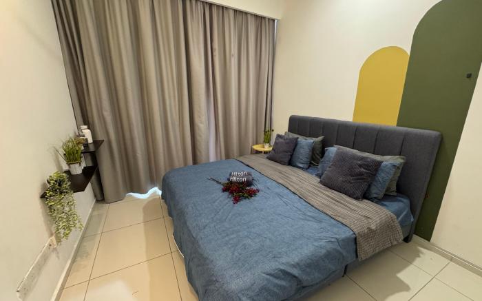 The Robertson R22 Jalan Alor Bkt Bintang 3R2B 8Pax