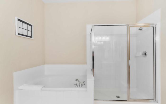 4804 Cayview Avenue #401