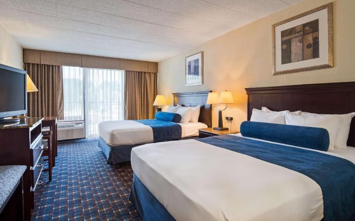 Best Western Plus Reading Inn & Suites