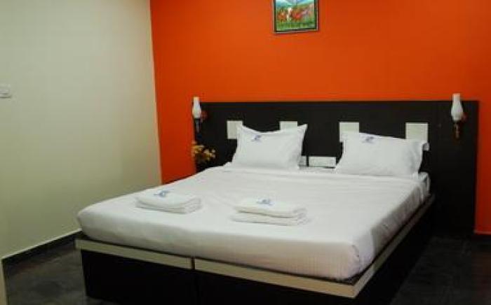 Royal Grand Inn